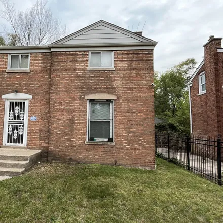 Buy this 2 bed house on 9825 South Bensley Avenue in Chicago, IL 60617