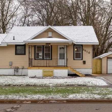 Buy this 2 bed house on 3636 Hickman Road in Des Moines, IA 50310