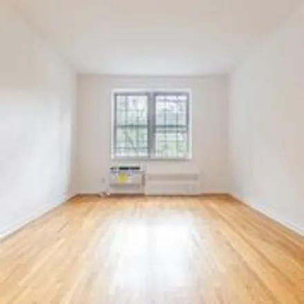 Rent this 1 bed apartment on 534 East 85th Street in New York, NY 11236