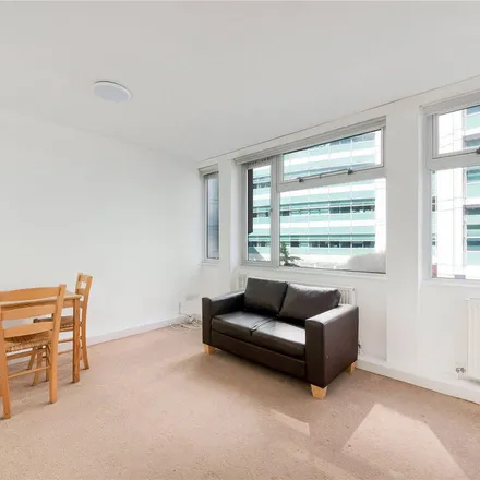 Rent this 3 bed apartment on Currys in Grafton Way, London