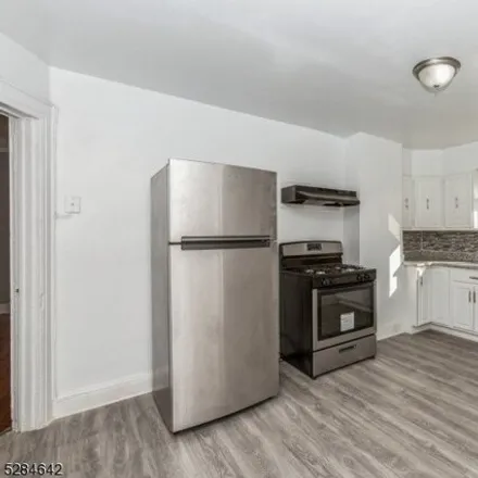 Image 3 - 54 Bedford Street, East Orange, NJ 07018, USA - Apartment for rent