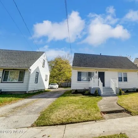 Buy this 4 bed house on 1184 Leland Avenue in Lima, OH 45805
