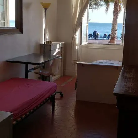 Rent this 3 bed apartment on 99 Quai des États-Unis in 06046 Nice, France