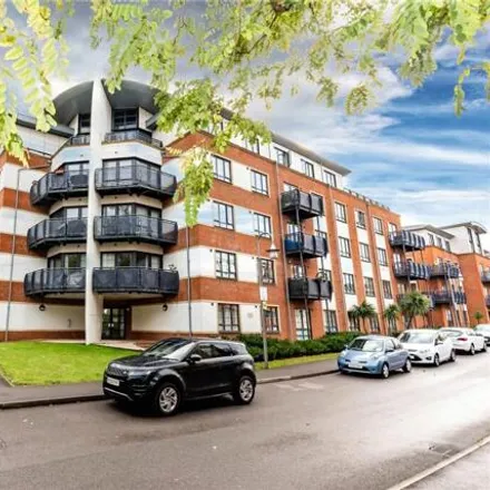 Image 1 - Kestrel Road, Farnborough, GU14 7GT, United Kingdom - Apartment for sale