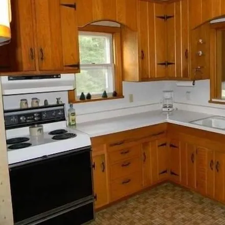Rent this 5 bed house on Town of Elcho in WI, 54428
