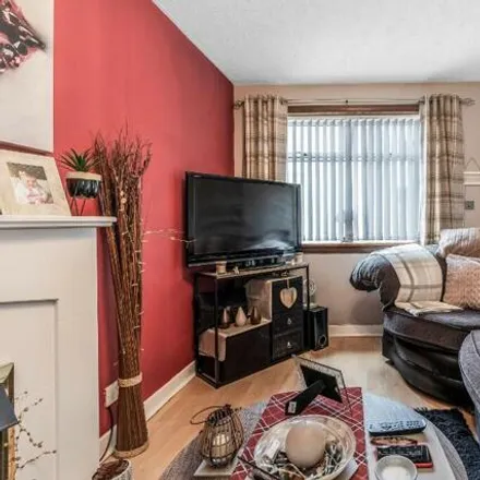 Image 2 - Young Crescent, Bathgate, EH48 2SL, United Kingdom - Apartment for sale