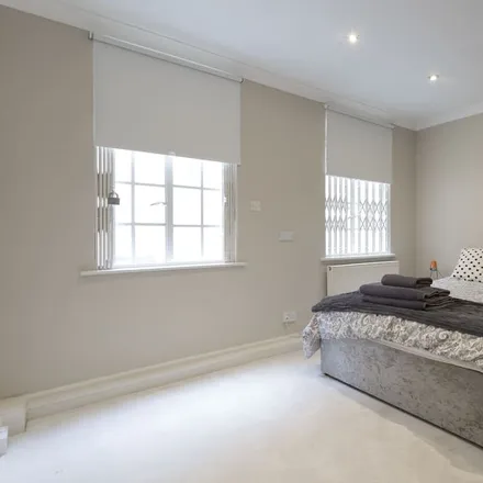 Rent this 2 bed apartment on London in W1H 2ET, United Kingdom