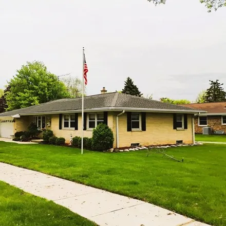 Buy this 3 bed house on 2227 West Clayton Crest Avenue in Milwaukee, WI 53221
