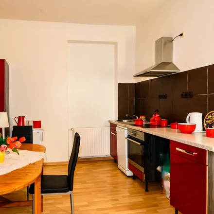 Rent this 4 bed apartment on Brahmsstraße in 53121 Bonn, Germany