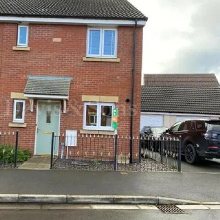 Buy this 3 bed house on Bloomery Circle in Llanwern, NP19 4TR