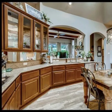 Image 4 - 8328 Monument Oak, Fair Oaks Ranch, Bexar County, TX 78015, USA - House for sale