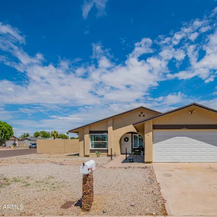 Buy this 3 bed house on 8651 North 56th Drive in Glendale, AZ 85302