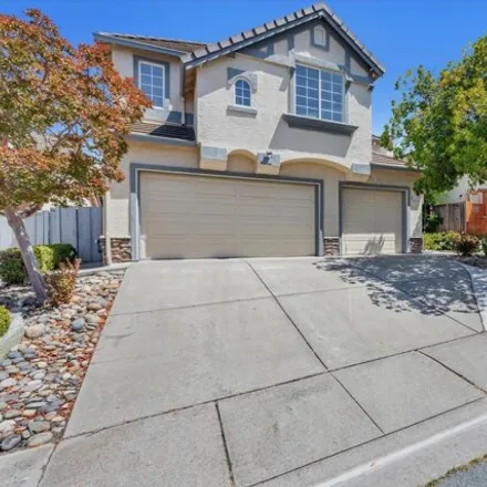 Buy this 4 bed house on 242 Shadow Hill Circle in Pittsburg, CA 94565