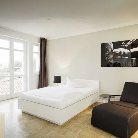 Rent this 1 bed apartment on Schottweg 40 in 22087 Hamburg, Germany