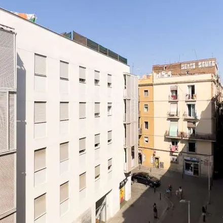 Image 6 - Carrer d'en Robador, 30, 08001 Barcelona, Spain - Apartment for rent