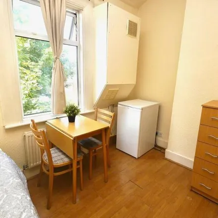 Rent this 1 bed apartment on Argyle Mansions in Chichele Road, London