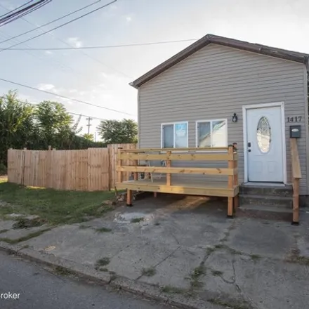 Buy this 2 bed house on 1417 South 8th Street in Louisville, KY 40208