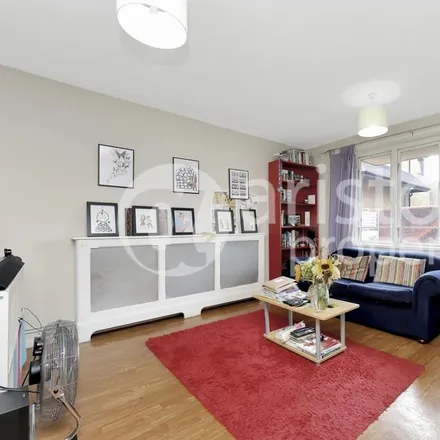 Rent this 1 bed apartment on 23 Bredgar Road in London, N19 5XG