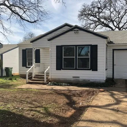 Rent this 3 bed house on 1460 South West Street in Arlington, TX 76010