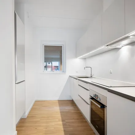 Rent this 3 bed apartment on Jyllandsgade 10 in 9000 Aalborg, Denmark