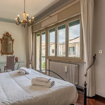 Image 1 - Lucca, Italy - Apartment for rent