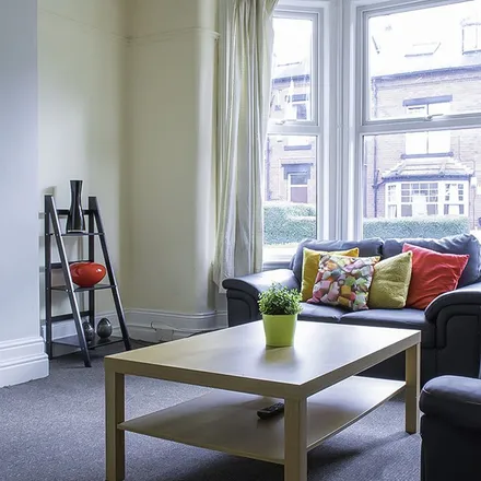 Rent this 1 bed apartment on 7 in 9 Headingley Avenue, Leeds