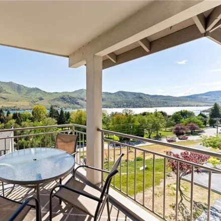 Buy this 2 bed condo on 620 West Manson Highway in Chelan, Chelan County
