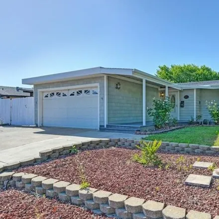 Buy this 3 bed house on 5664 Butano Way in Rocklin, CA 95677