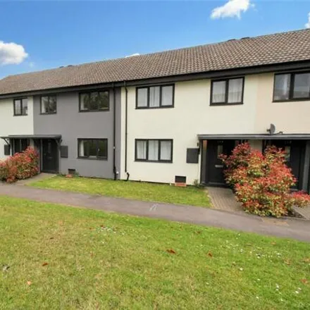 Rent this 3 bed townhouse on St Lucia Park in Lindford, GU35 0LE