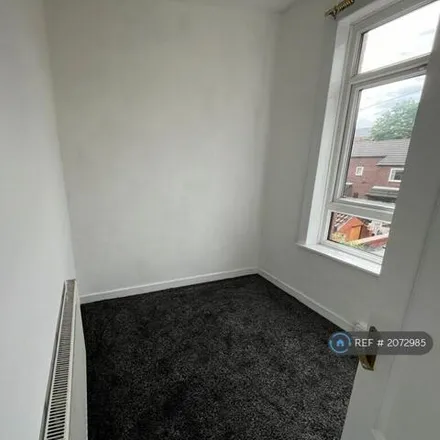 Image 6 - Jones Street, Bury, Greater Manchester, M26 - House for rent