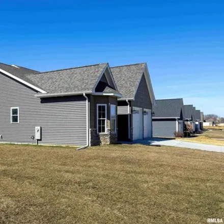Image 2 - 5029 Pandt Drive, Pleasant Valley Township, Bettendorf, IA 52722, USA - House for sale