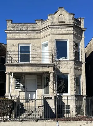 Rent this 3 bed house on 3406 West Lexington Street in Chicago, IL 60624