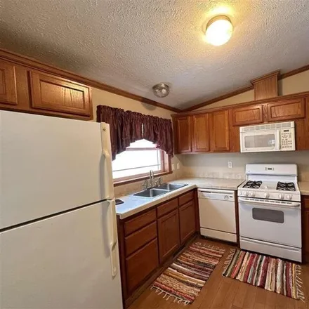 Image 3 - 607 Gypsum Street, Blue Rapids, Marshall County, KS 66411, USA - Apartment for sale