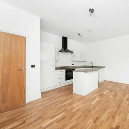 Rent this 2 bed room on 16 Waldegrave Road in London, SE19 2AL