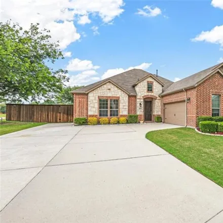 Buy this 3 bed house on 5225 Donovan Court in Rowlett, TX 75088