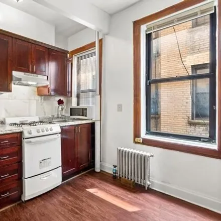 Image 3 - 2440 Amsterdam Avenue, New York, NY 10033, USA - Apartment for sale