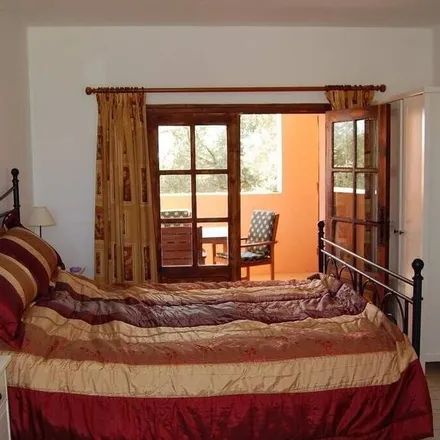 Rent this 3 bed house on 34120 Castelnau-de-Guers