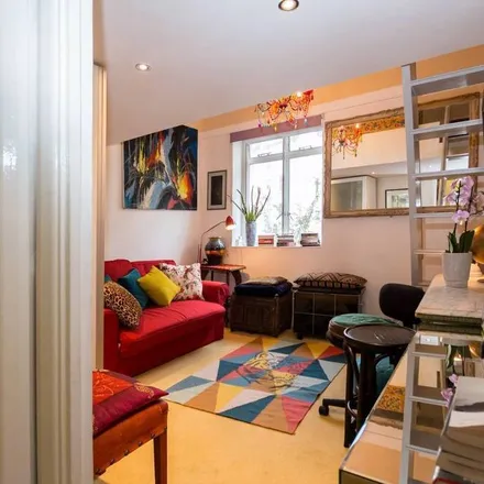 Rent this 1 bed apartment on London in W2 5PT, United Kingdom