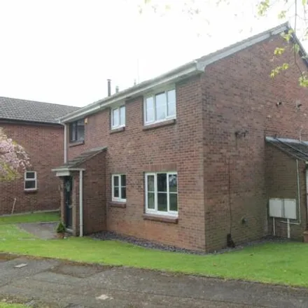 Buy this 1 bed house on Spinney Close in Blaby, LE2 9NJ