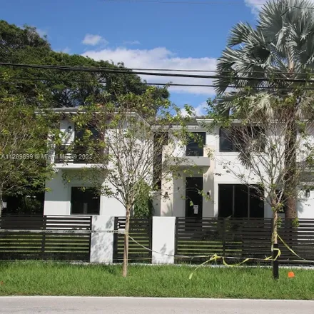 Buy this 5 bed house on 5989 Southwest 80th Street in South Miami, FL 33143