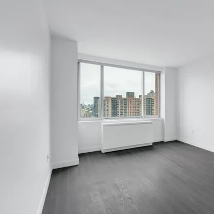 Image 3 - 101 West End Avenue, New York, NY 10023, USA - Apartment for rent