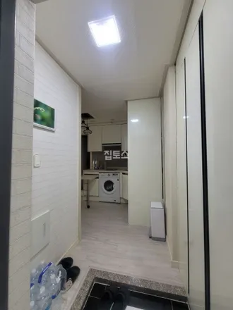 Image 7 - 서울특별시 강남구 논현동 172-2 - Apartment for rent