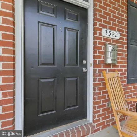 Image 3 - 3508 Hickory Avenue, Baltimore, MD 21211, USA - Townhouse for sale