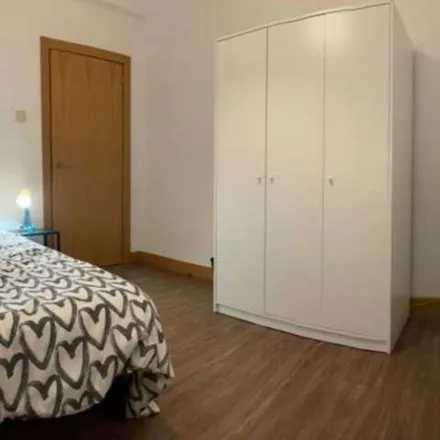 Rent this 3 bed apartment on Calle Luzarra / Luzarra kalea in 1, 48014 Bilbao
