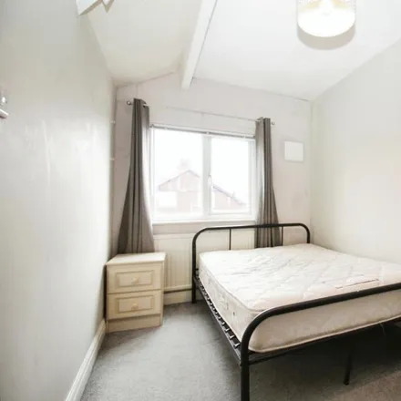 Rent this 1 bed room on Walmsley Road in Leeds, LS6 1EL