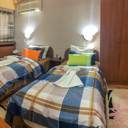 Rent this 2 bed room on Square in Nikola Vapcarov, 1111 Skopje