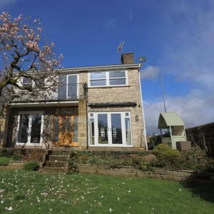 Buy this 4 bed house on Clan-yr-Afon in Pontyclun, CF72 9BH