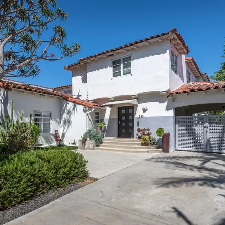 Rent this 4 bed house on 220 South Rodeo Drive in Beverly Hills, CA 90212