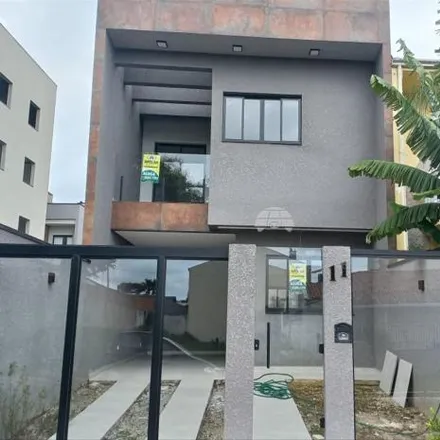 Rent this 3 bed house on Rua Cruzeiro do Sul in Centro, Pinhais - PR