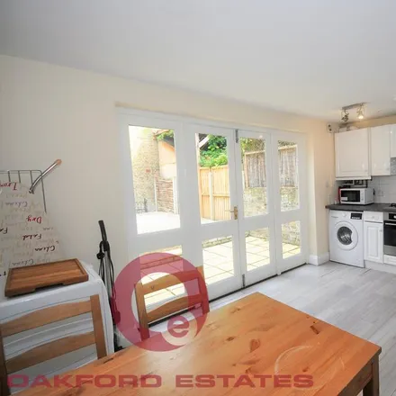 Rent this 4 bed townhouse on Mestizo in Netley Street, London